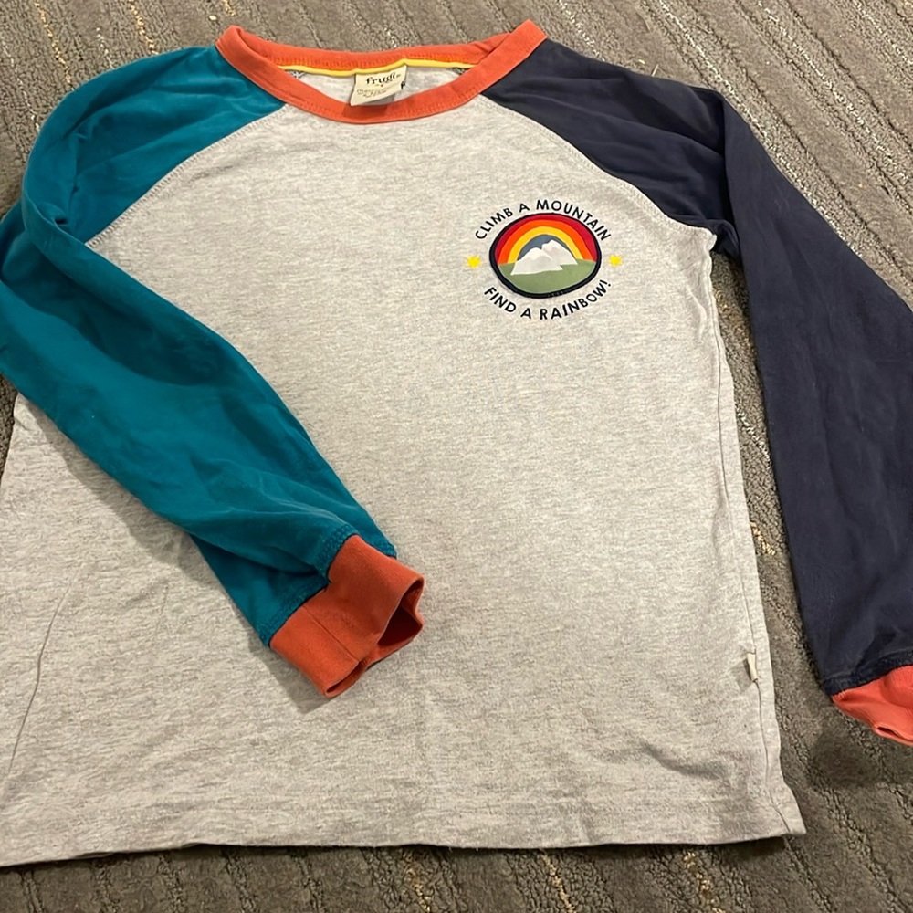 Long sleeve organic cotton Frugi t-shirt size 6-7y or 116-122cm.